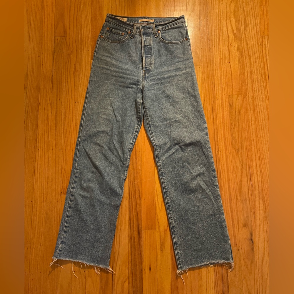 Levis Ribcage straight leg jeans